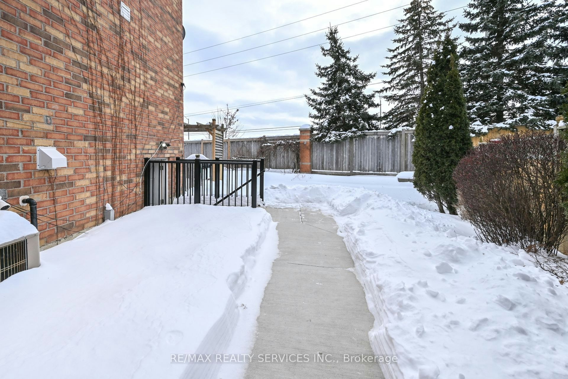 42 Brambirch Crescent, Brampton, ON, L7A 1V1 - 3