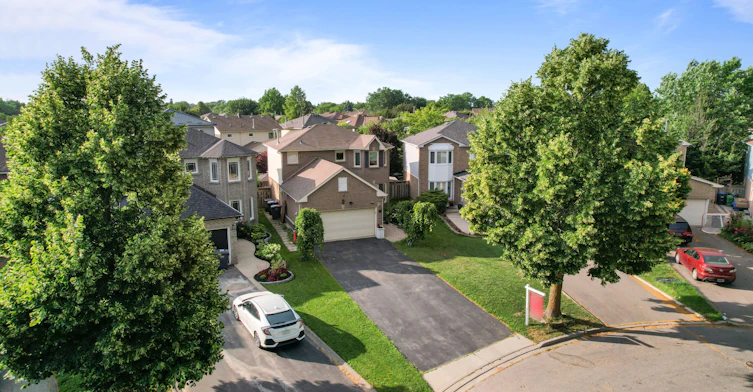 6251 Saltmarsh Court, Mississauga, ON, L5N 5V9 - 2