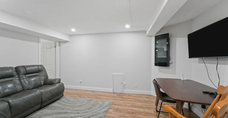 6251 Saltmarsh Court, Mississauga, ON, L5N 5V9 - 35