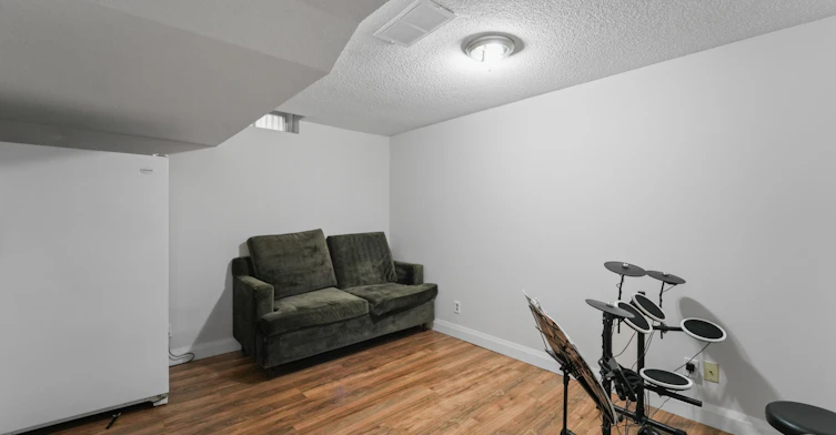 6251 Saltmarsh Court, Mississauga, ON, L5N 5V9 - 37