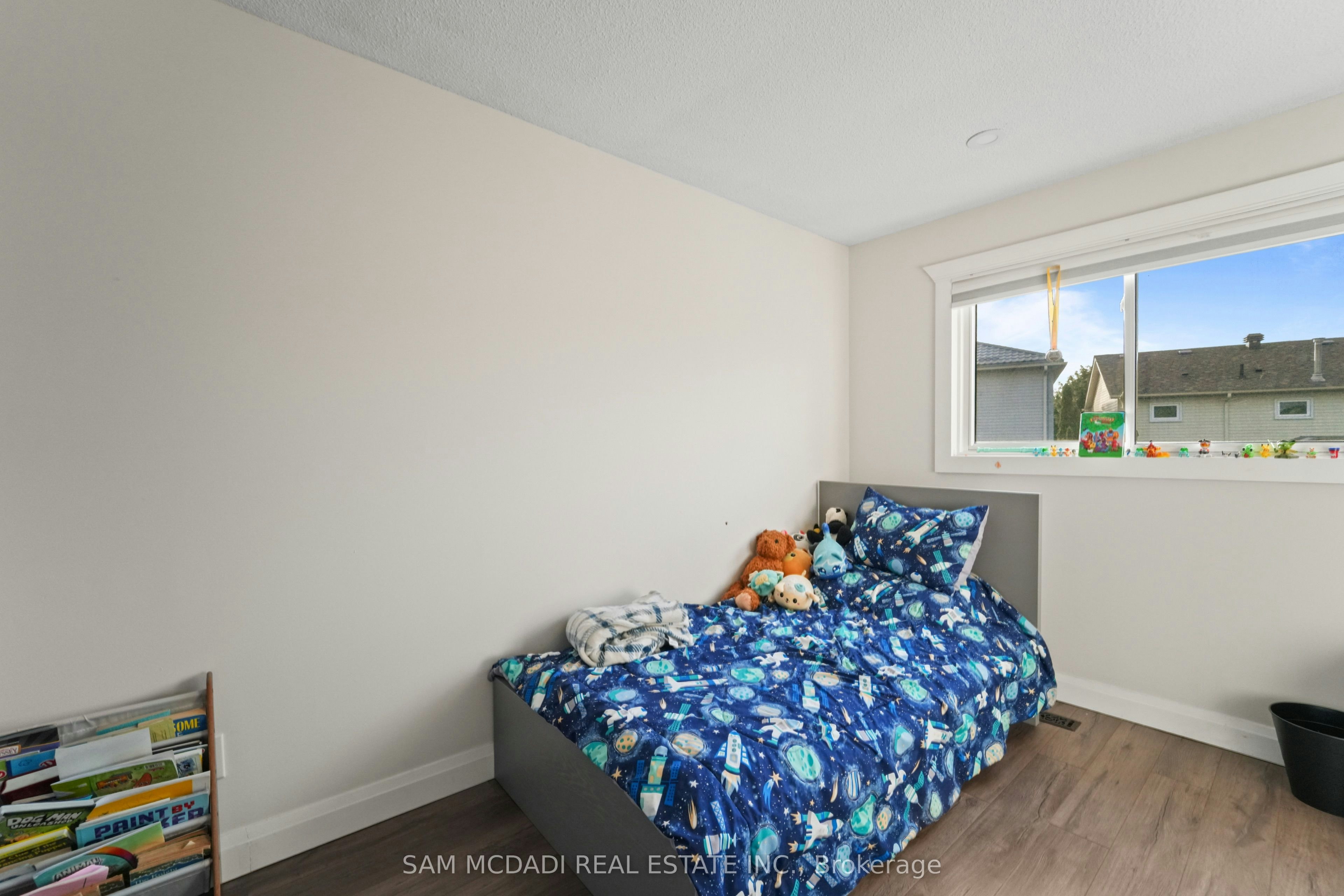 6251 Saltmarsh Court, Mississauga, ON, L5N 5V9 - 29