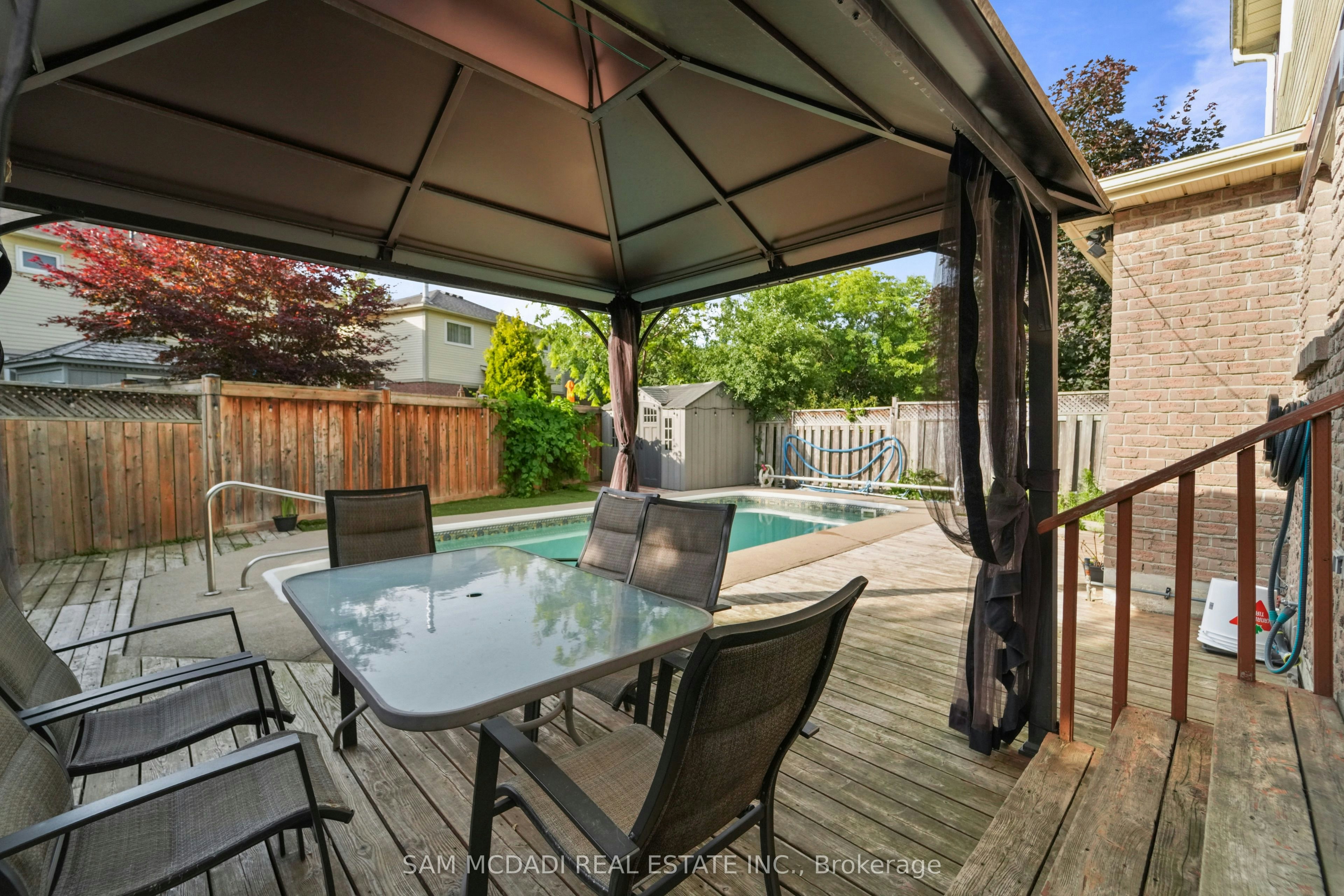 6251 Saltmarsh Court, Mississauga, ON, L5N 5V9 - 42