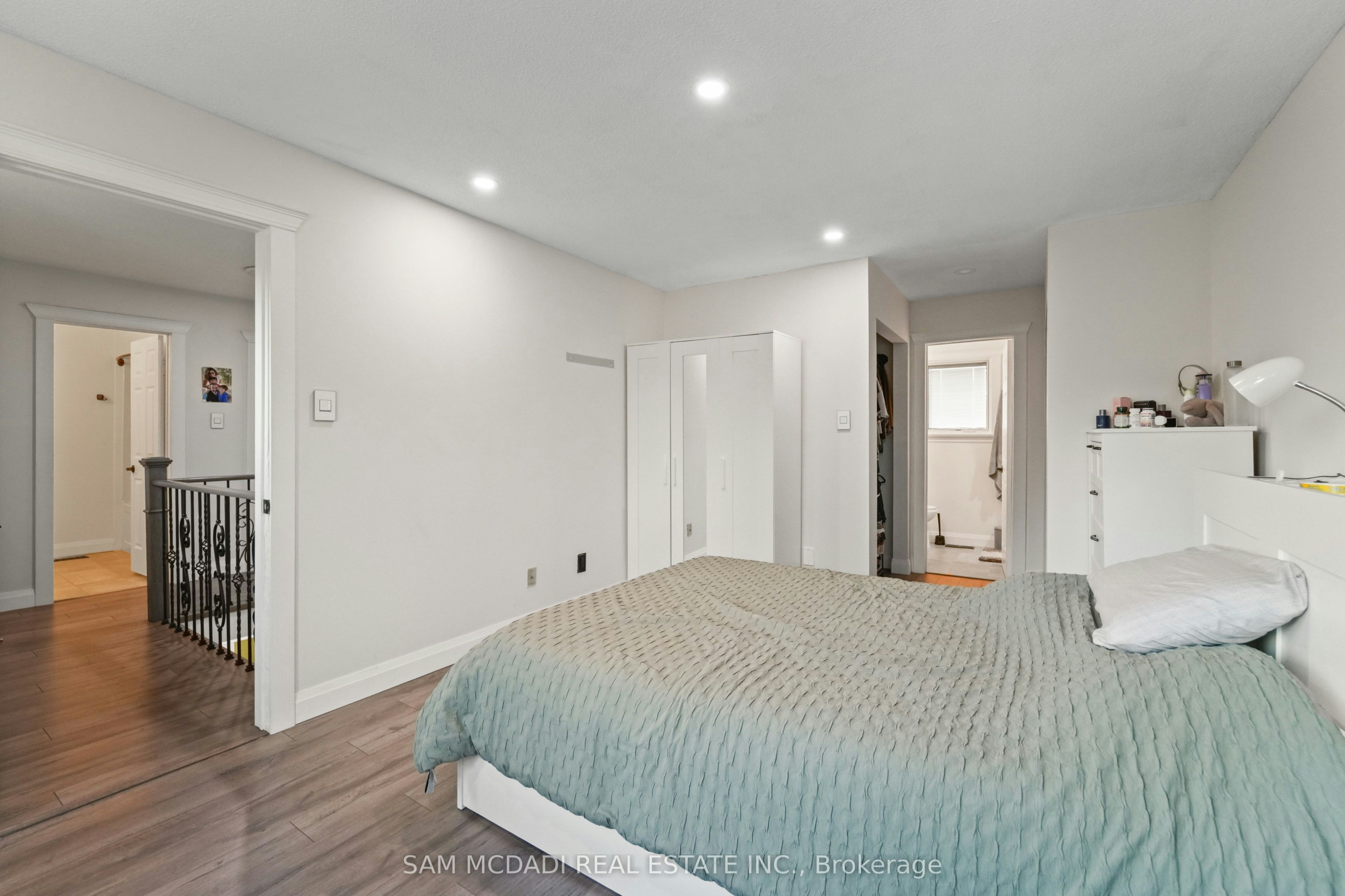 6251 Saltmarsh Court, Mississauga, ON, L5N 5V9 - 22