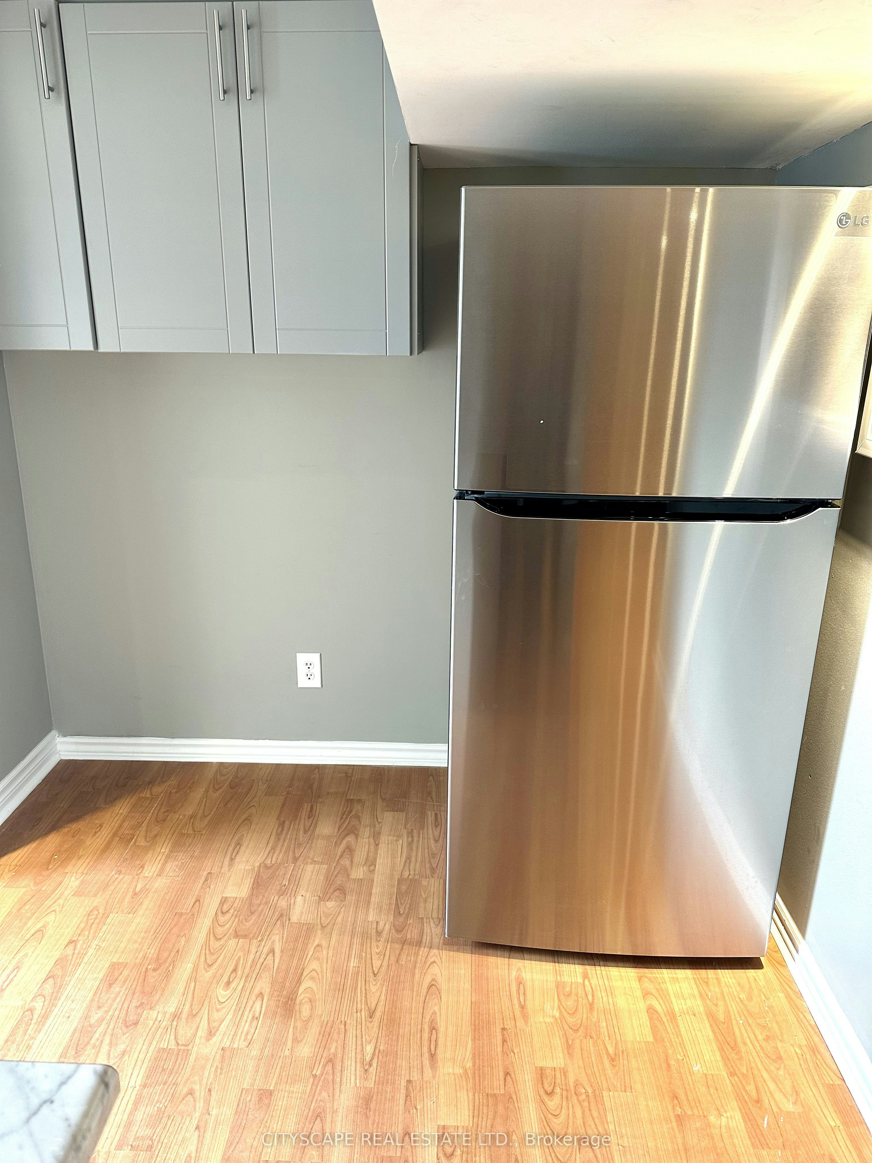 116 Rexway Drive E, Halton Hills, ON, L7G 1R6 - 16