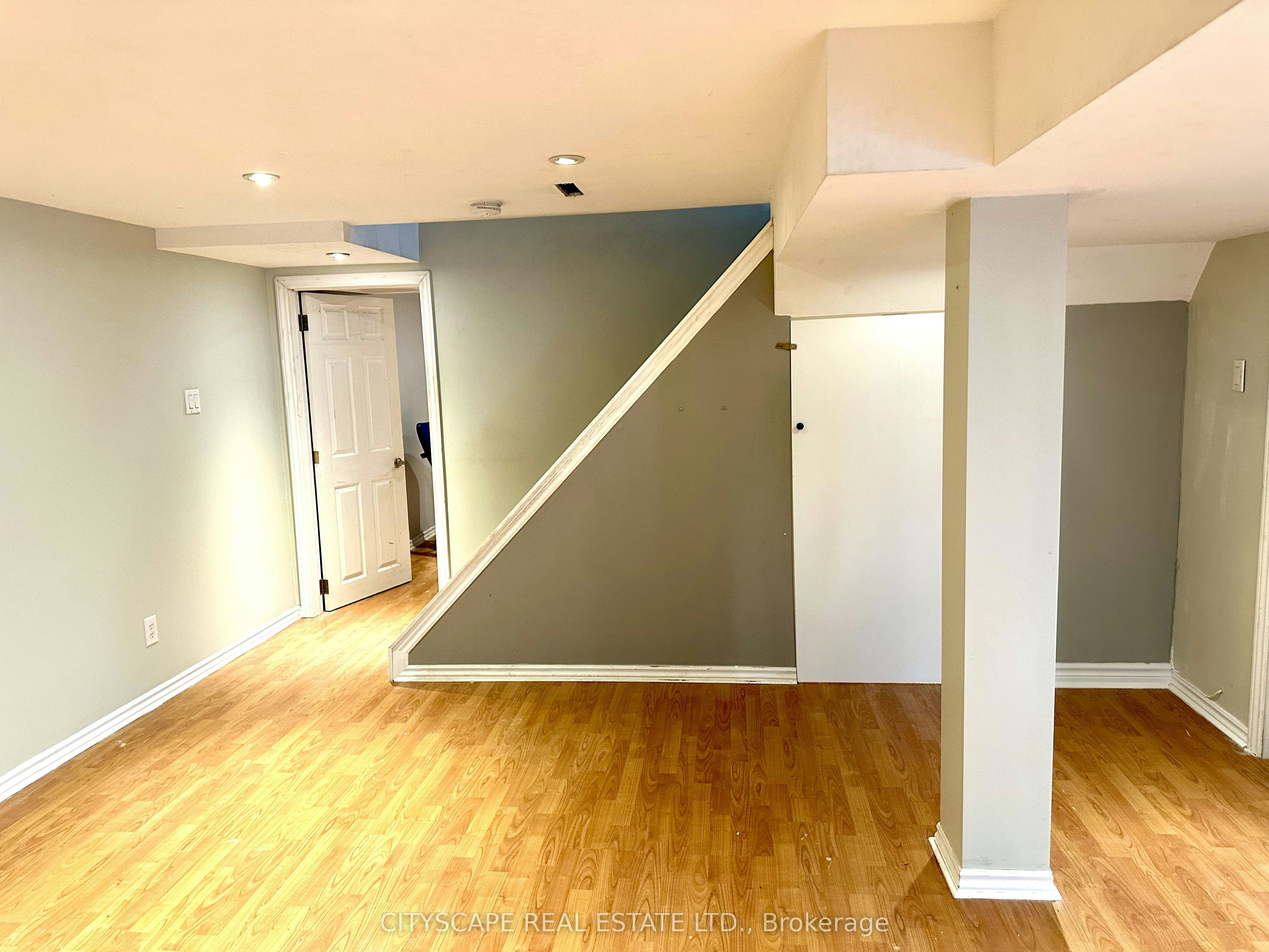 116 Rexway Drive E, Halton Hills, ON, L7G 1R6 - 19