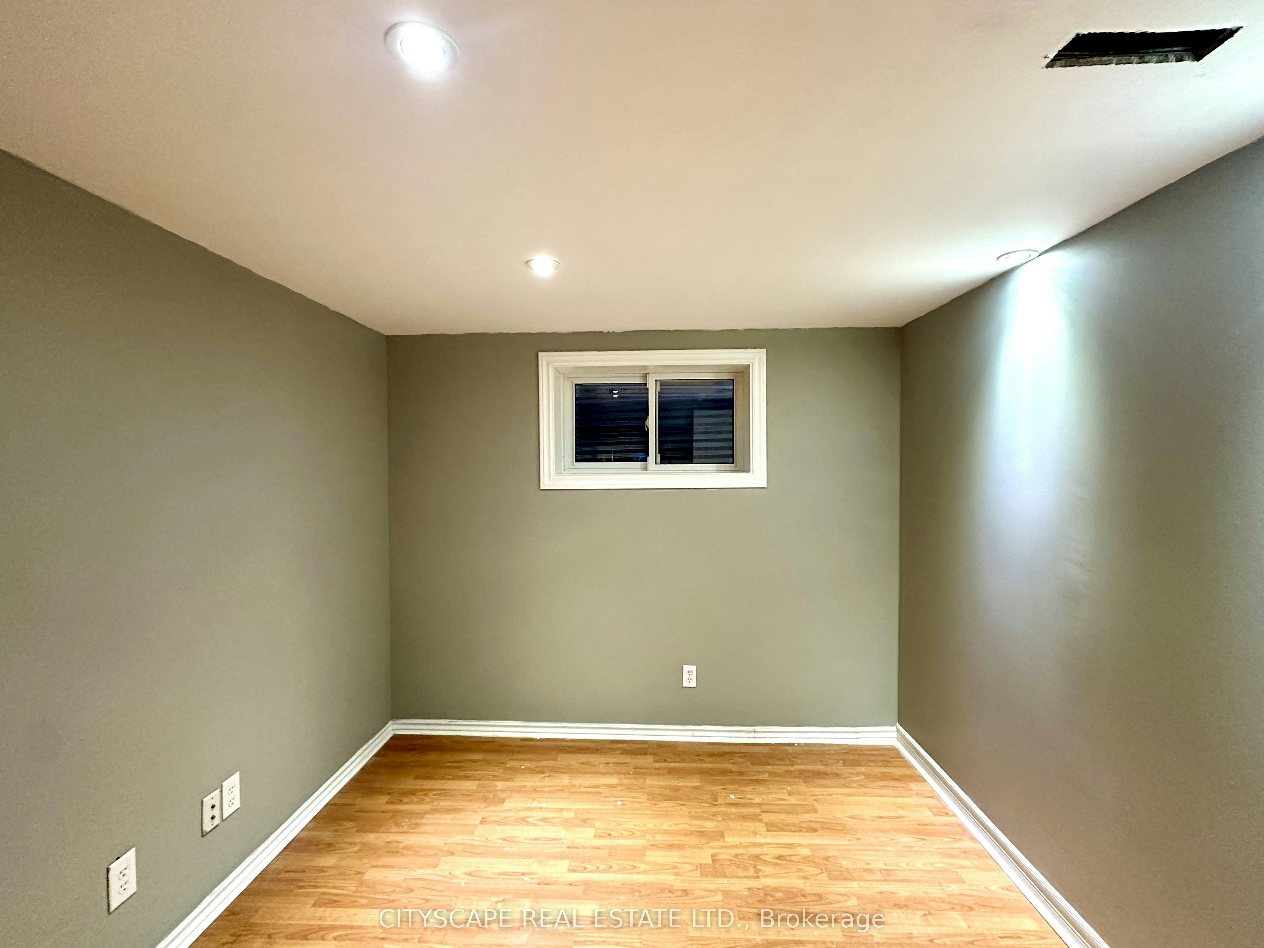 116 Rexway Drive E, Halton Hills, ON, L7G 1R6 - 24