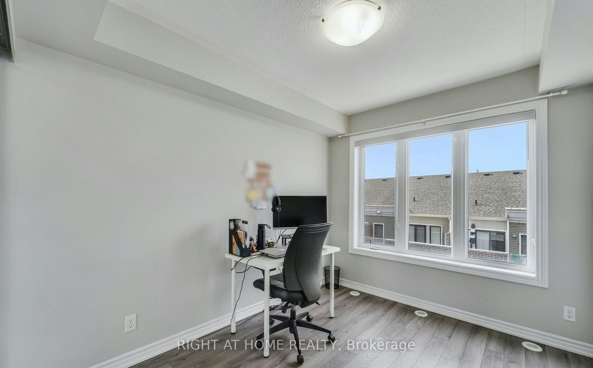 7-125 Long Branch Avenue, Toronto, ON, M8W 0A9 - 10