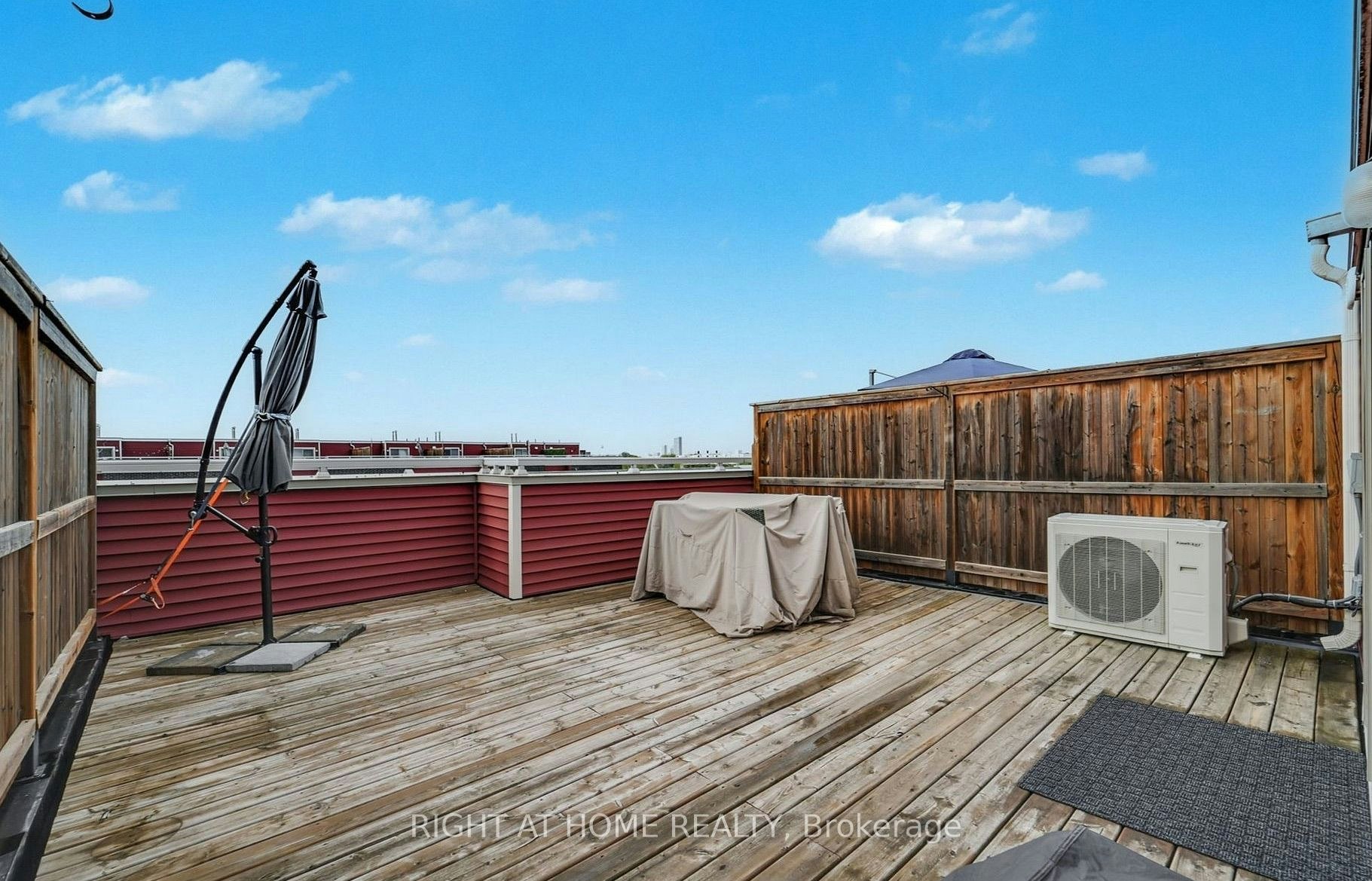 7-125 Long Branch Avenue, Toronto, ON, M8W 0A9 - 13