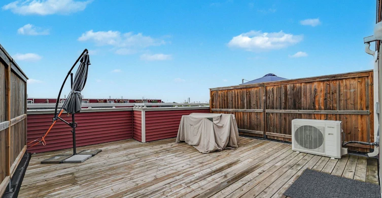 7-125 Long Branch Avenue, Toronto, ON, M8W 0A9 - 13