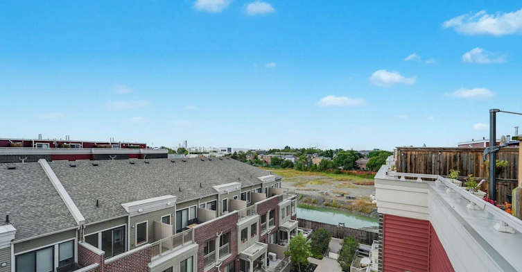 7-125 Long Branch Avenue, Toronto, ON, M8W 0A9 - 14