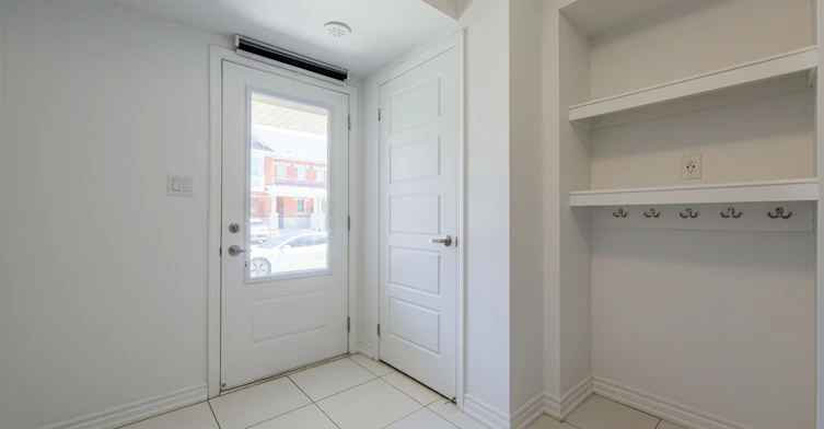 1270 Wintergreen Place, Milton, ON, L9E 1S4 - 4