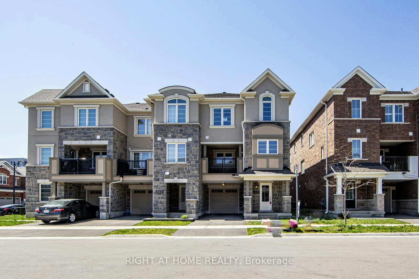 1270 Wintergreen Place, Milton, ON, L9E 1S4