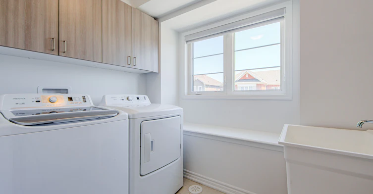 1270 Wintergreen Place, Milton, ON, L9E 1S4 - 14