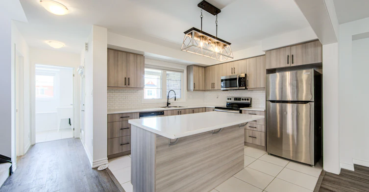 1270 Wintergreen Place, Milton, ON, L9E 1S4 - 8