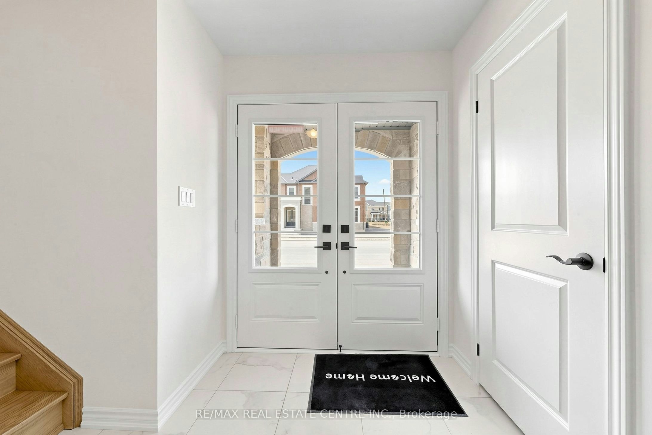 230 Fireweed Gate, Milton, ON, L9E 2B7 - 4