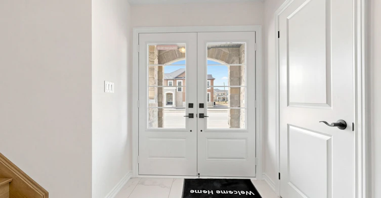230 Fireweed Gate, Milton, ON, L9E 2B7 - 4