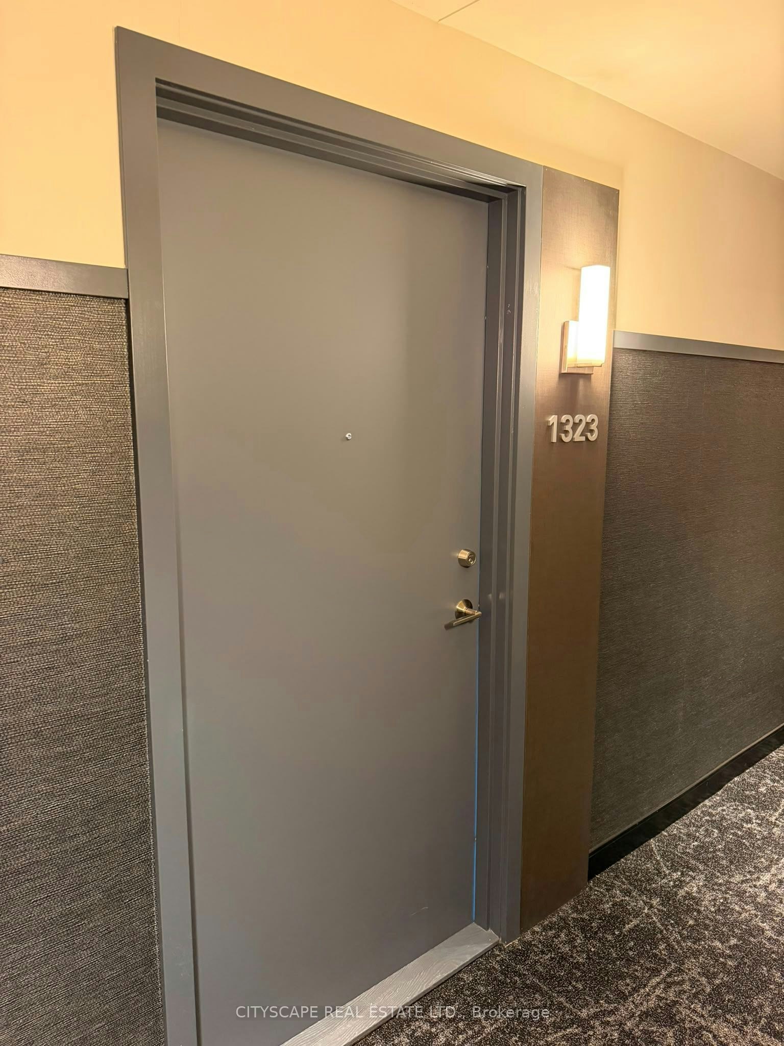 1323-2485 Eglinton Avenue W, Mississauga, ON, L5M 2V8