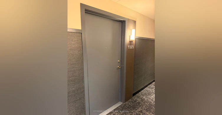 1323-2485 Eglinton Avenue W, Mississauga, ON, L5M 2V8