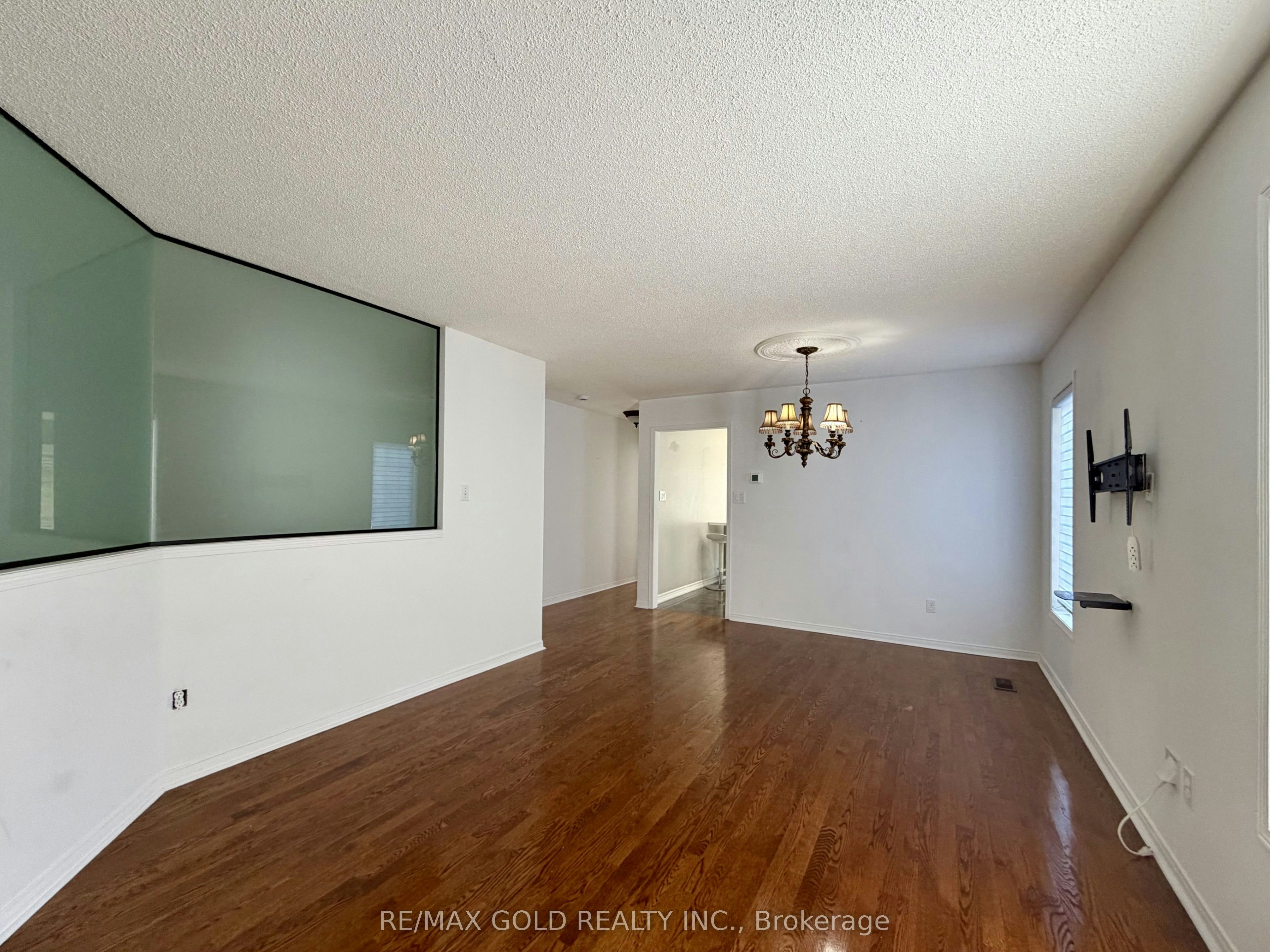 218 Van Scott Drive, Brampton, ON, L7A 1V9 - 6