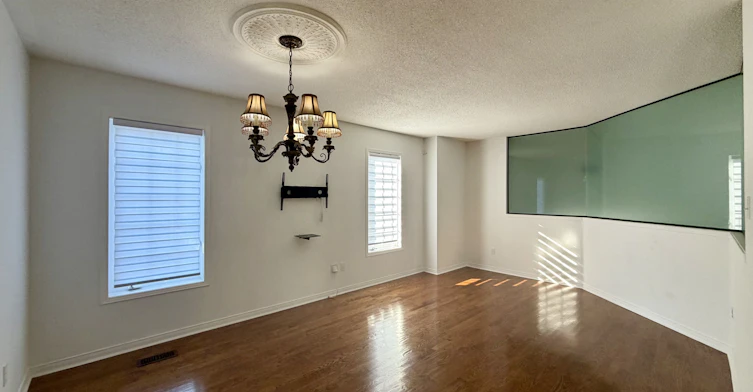 218 Van Scott Drive, Brampton, ON, L7A 1V9 - 5