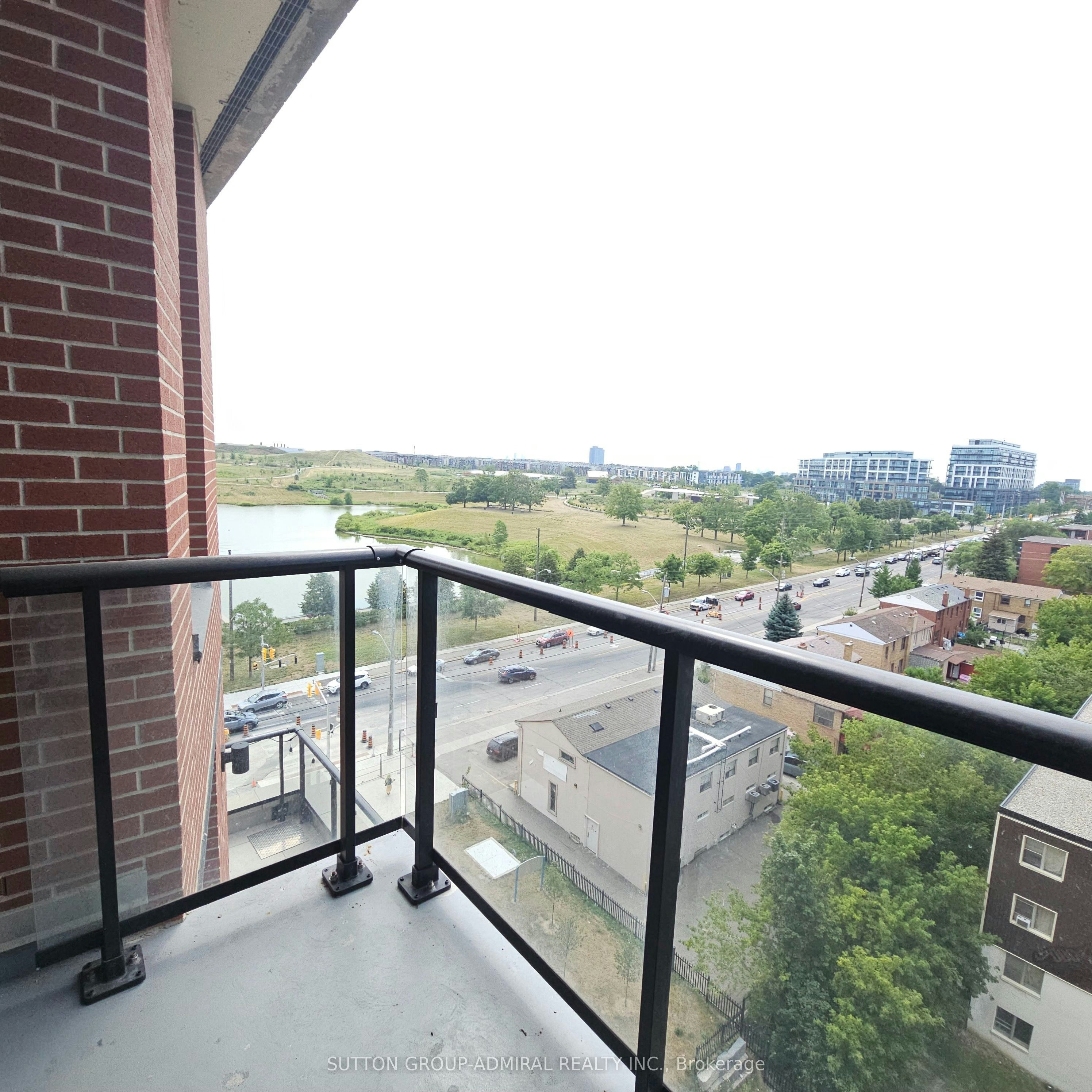816-3100 Keele Street, Toronto, ON, M3M 0E1 - 8
