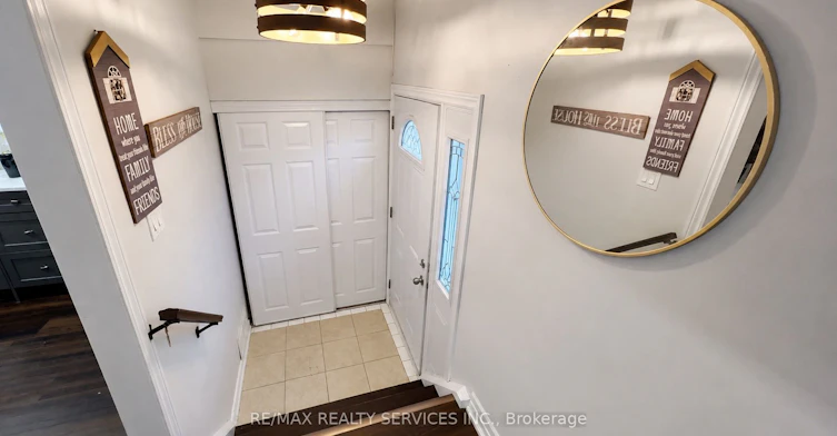 71 Newlyn Crescent, Brampton, ON, L6V 3A9 - 2