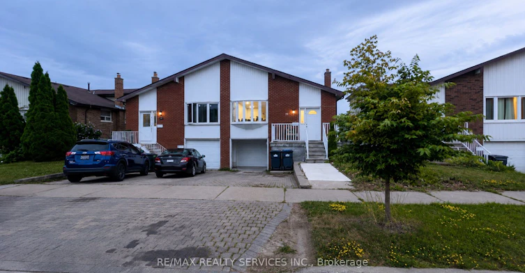71 Newlyn Crescent, Brampton, ON, L6V 3A9