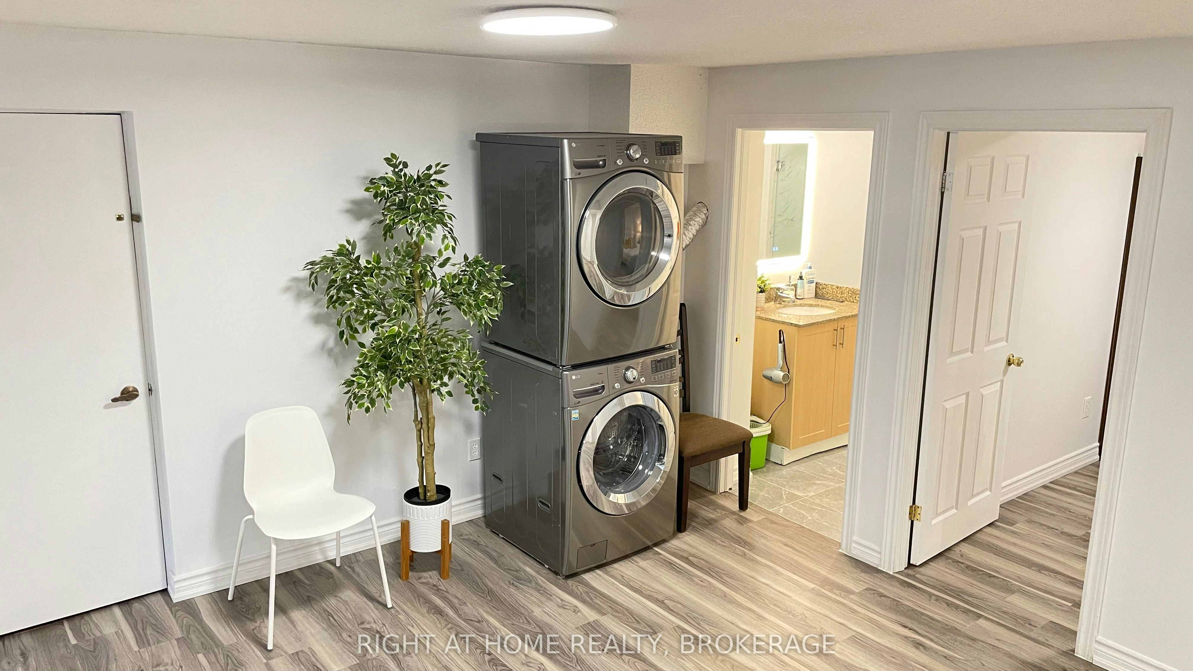 Lower-1163 Rosethorne Road, Oakville, ON, L6M 1H5 - 9