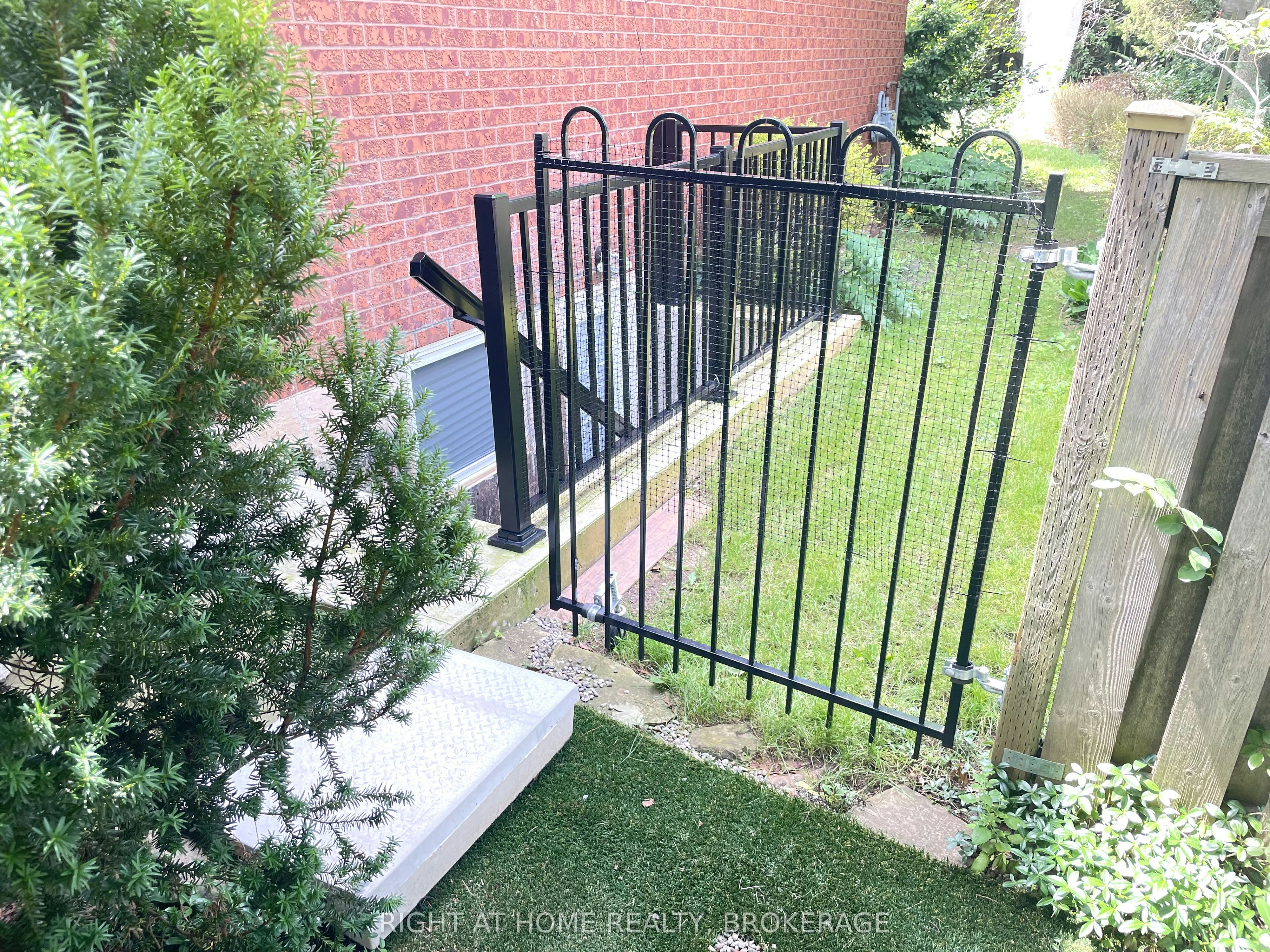 Lower-1163 Rosethorne Road, Oakville, ON, L6M 1H5 - 4