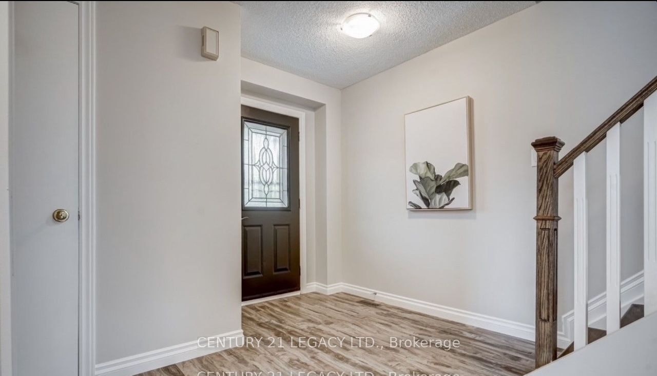 Upper-339 Lewis Drive W, Orangeville, ON, L9W 4P8 - 3
