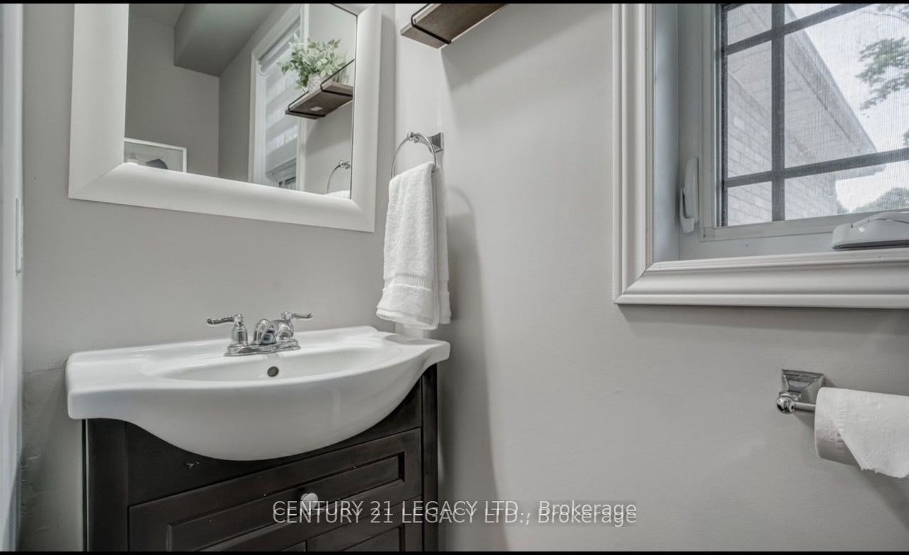 Upper-339 Lewis Drive W, Orangeville, ON, L9W 4P8 - 8