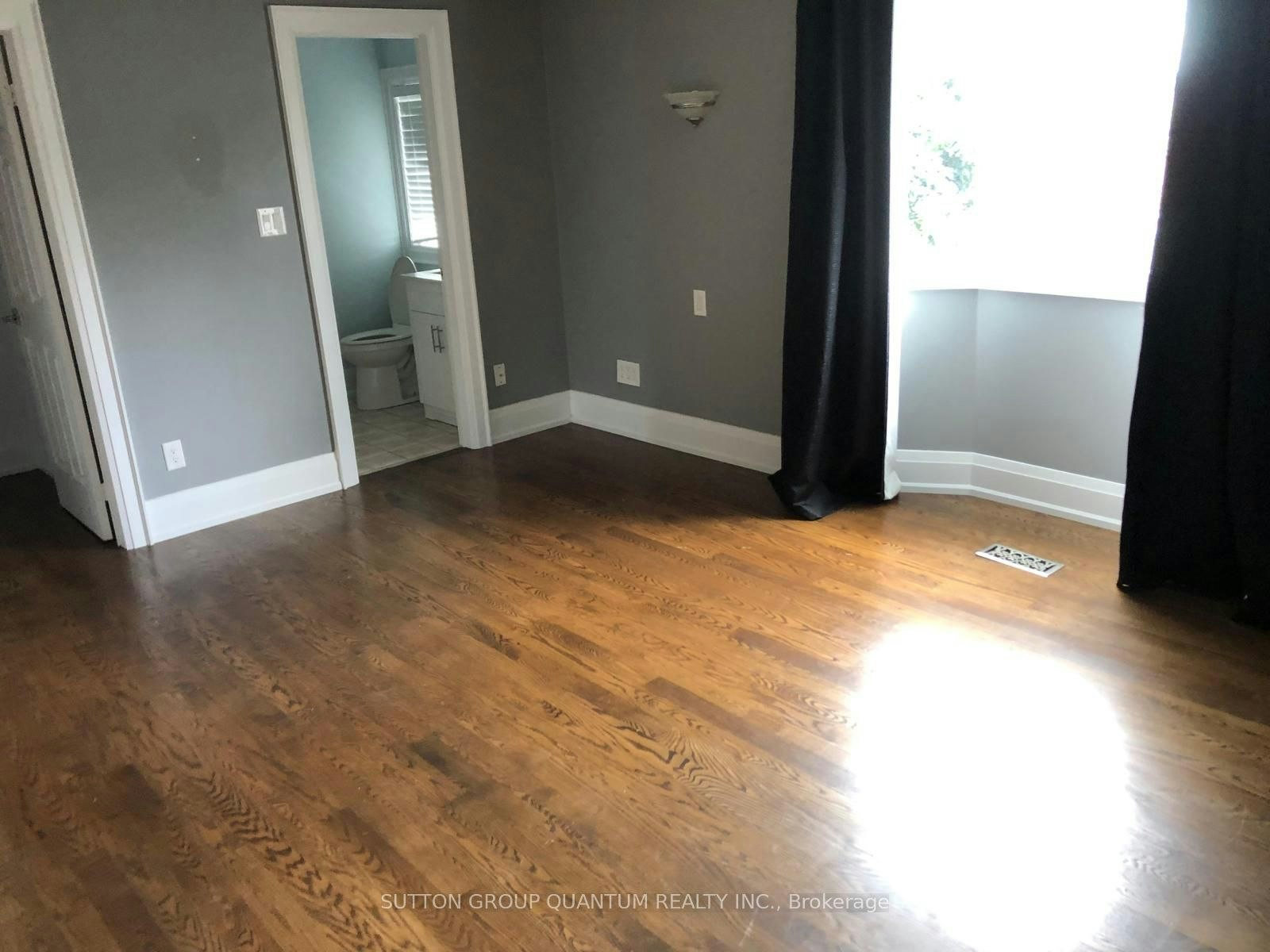 135 Mowat Crescent, Halton Hills, ON, L7G 6A8 - 4