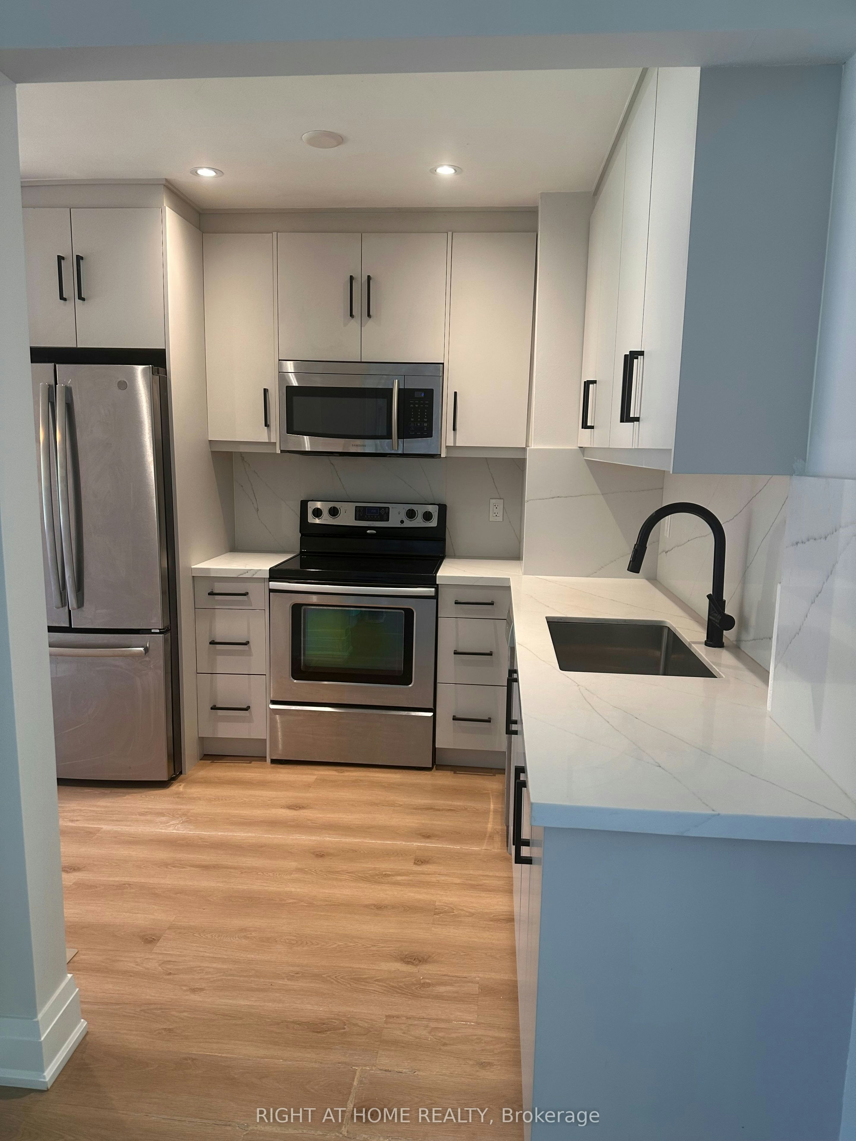 1789 Christopher Road, Mississauga, ON, L5J 2K7 - 7
