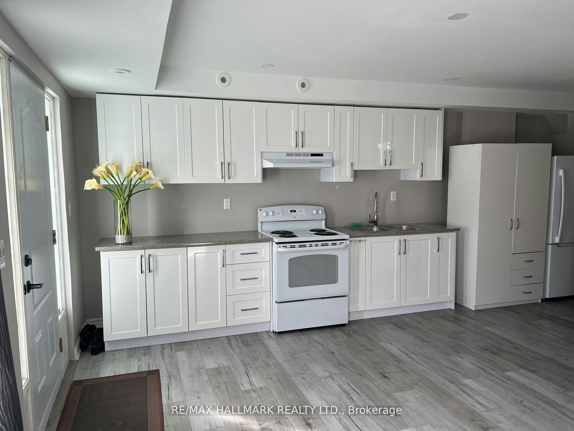 14 #Basement-3029 Finch Avenue W, Toronto, ON, M9M 0A2 - 4