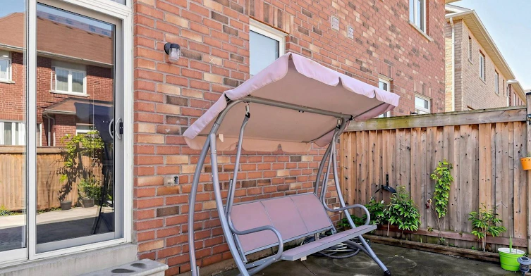 22 Pentonville Road, Brampton, ON, L6R 3R9 - 2