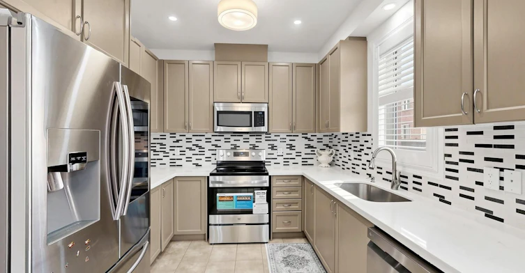 22 Pentonville Road, Brampton, ON, L6R 3R9 - 11