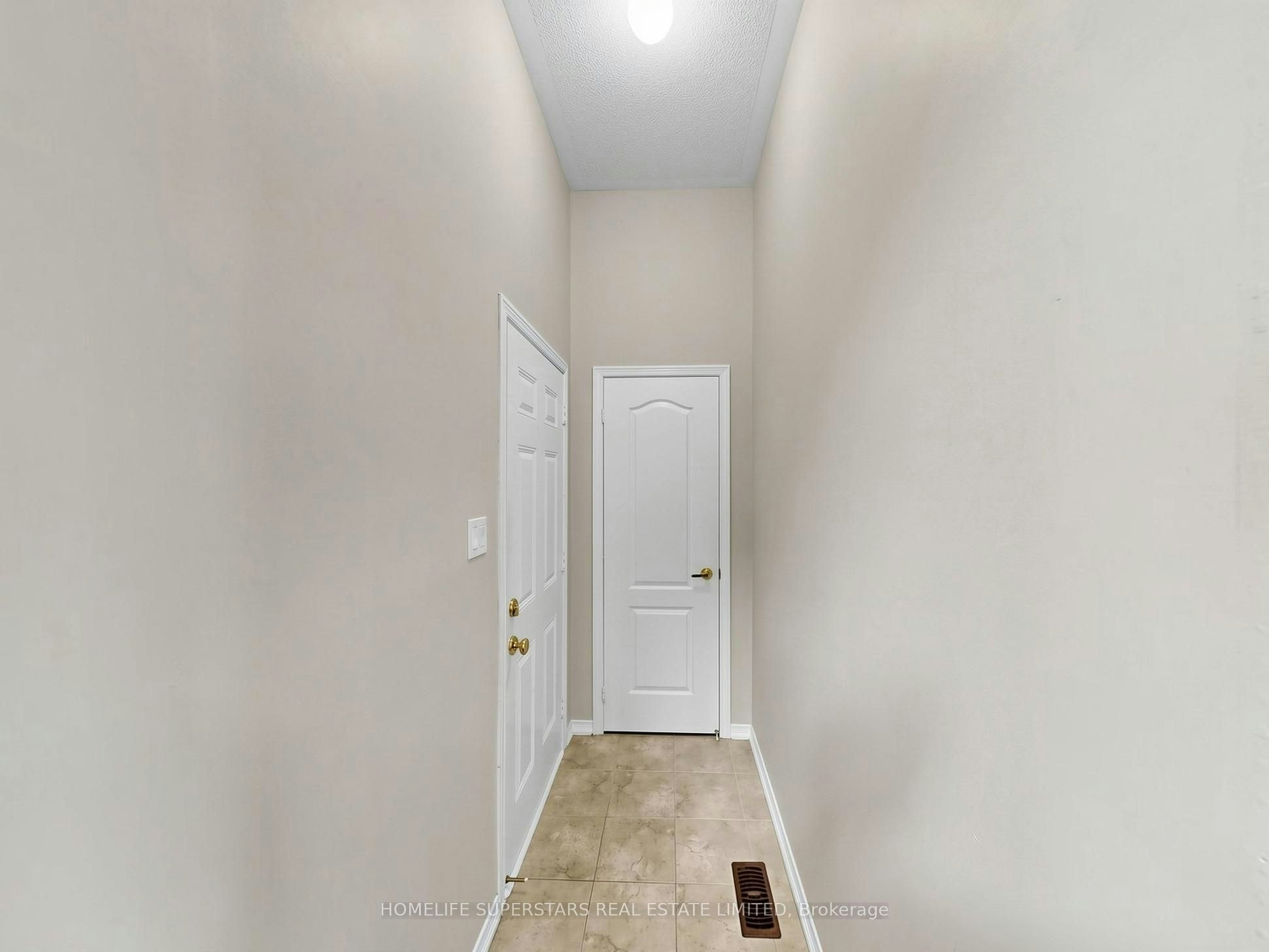 22 Pentonville Road, Brampton, ON, L6R 3R9 - 18