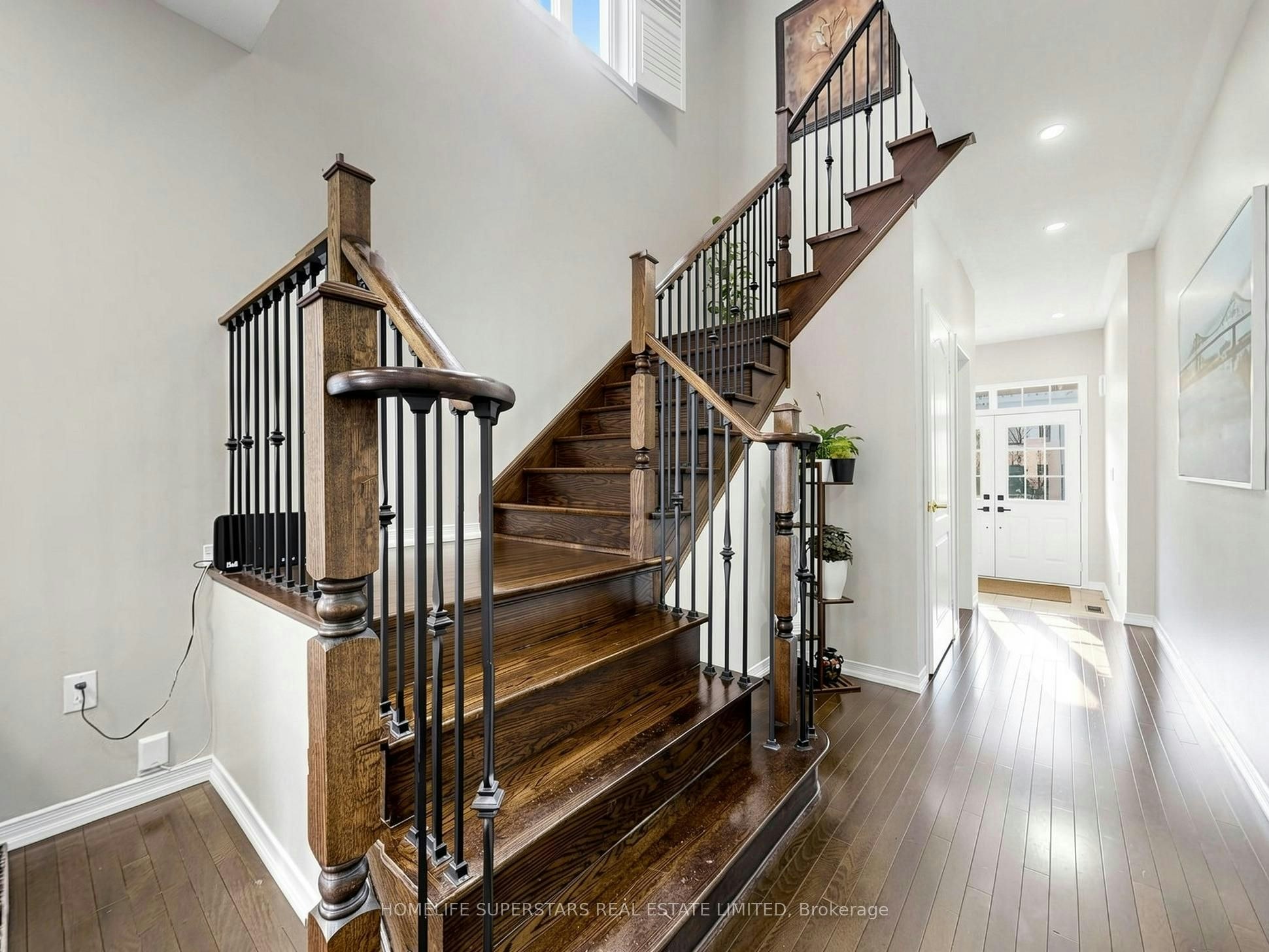 22 Pentonville Road, Brampton, ON, L6R 3R9 - 22