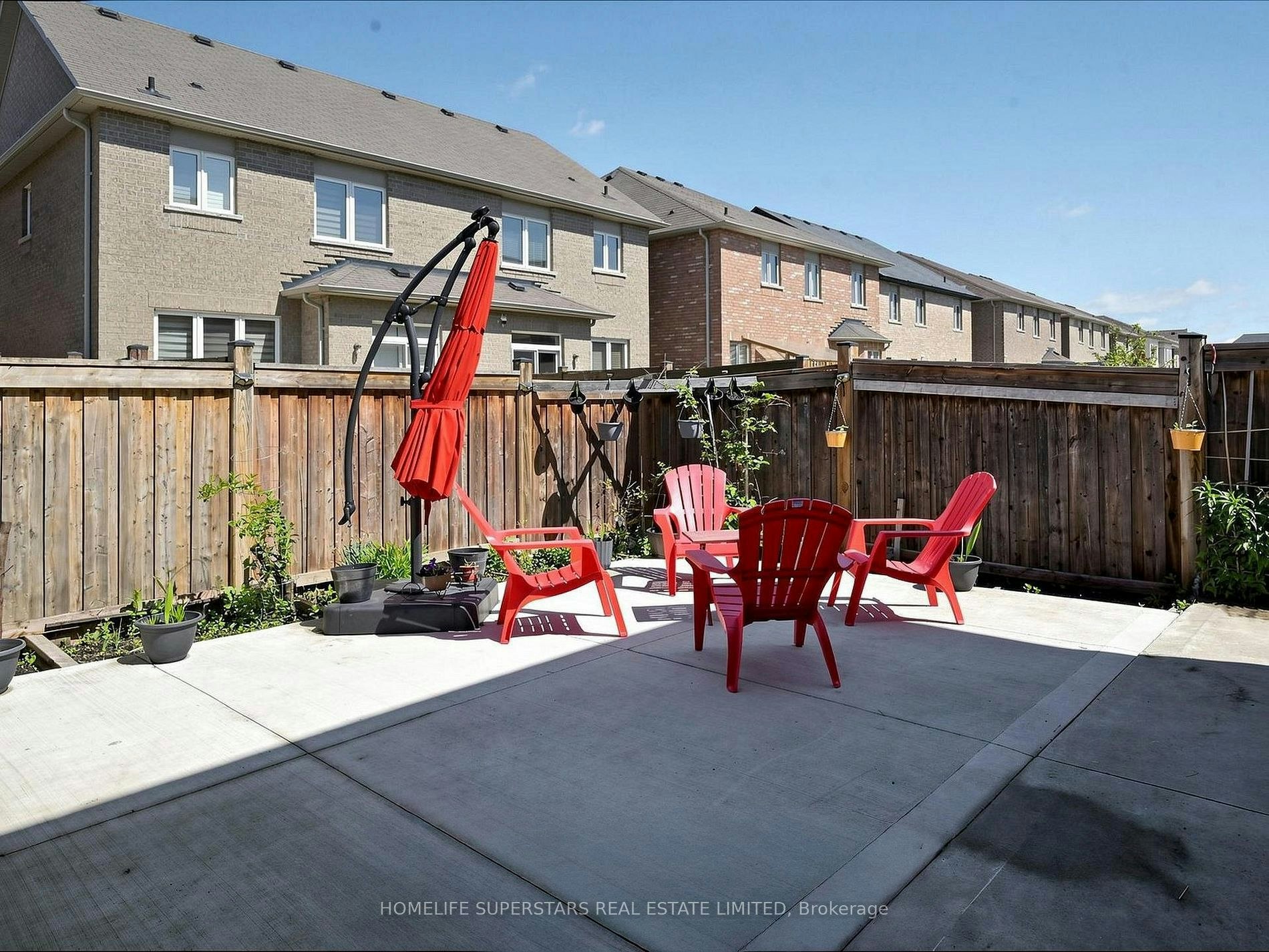 22 Pentonville Road, Brampton, ON, L6R 3R9 - 3