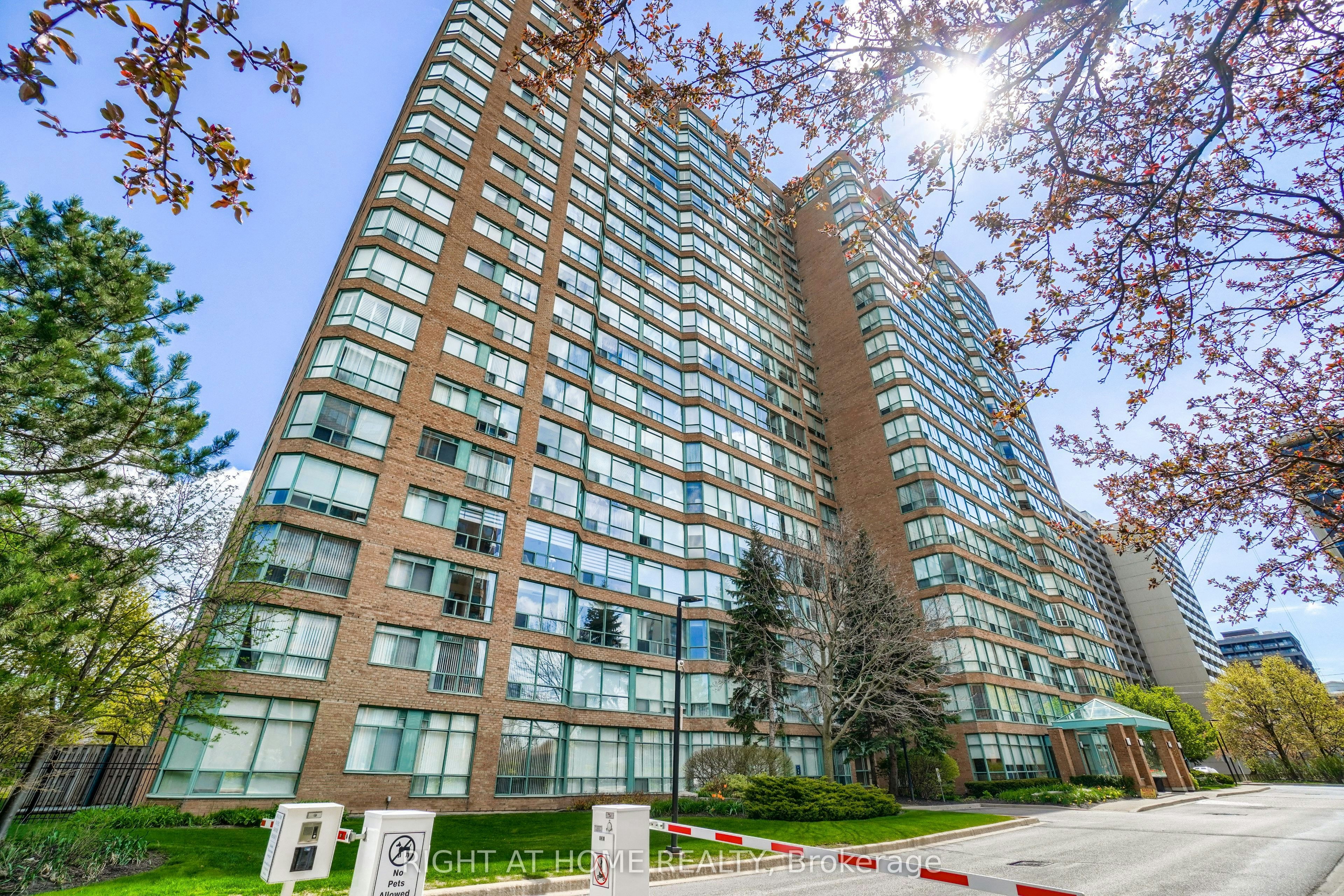 1711-1276 Maple Crossing Boulevard, Burlington, ON, L7S 2J9