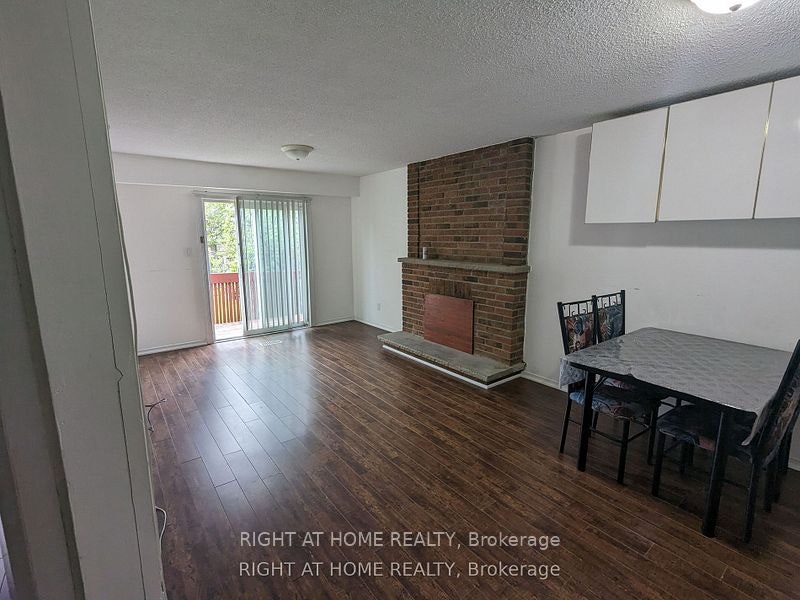 Lower-877 Thistle Down Circle, Mississauga, ON, L5C 3K5 - 2