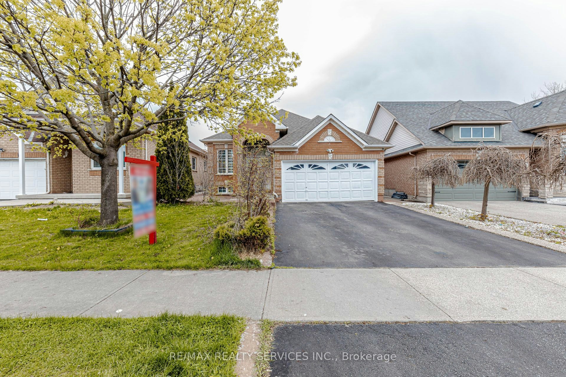 3 Orchid Drive, Brampton, ON, L7A 1M4