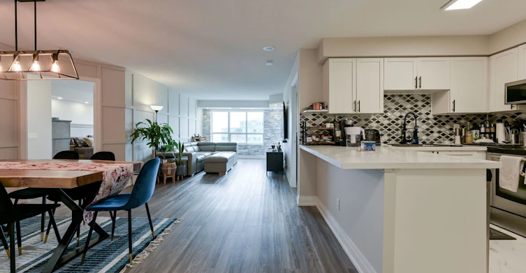 1126-25 Kingsbridge Garden Circle, Mississauga, ON, L5R 4B1 - 8