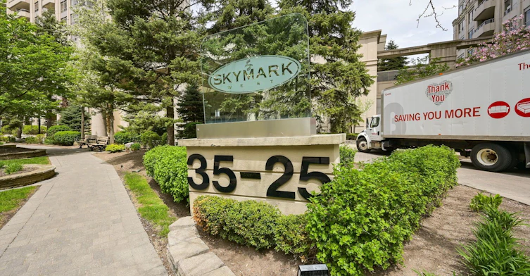 1126-25 Kingsbridge Garden Circle, Mississauga, ON, L5R 4B1 - 2
