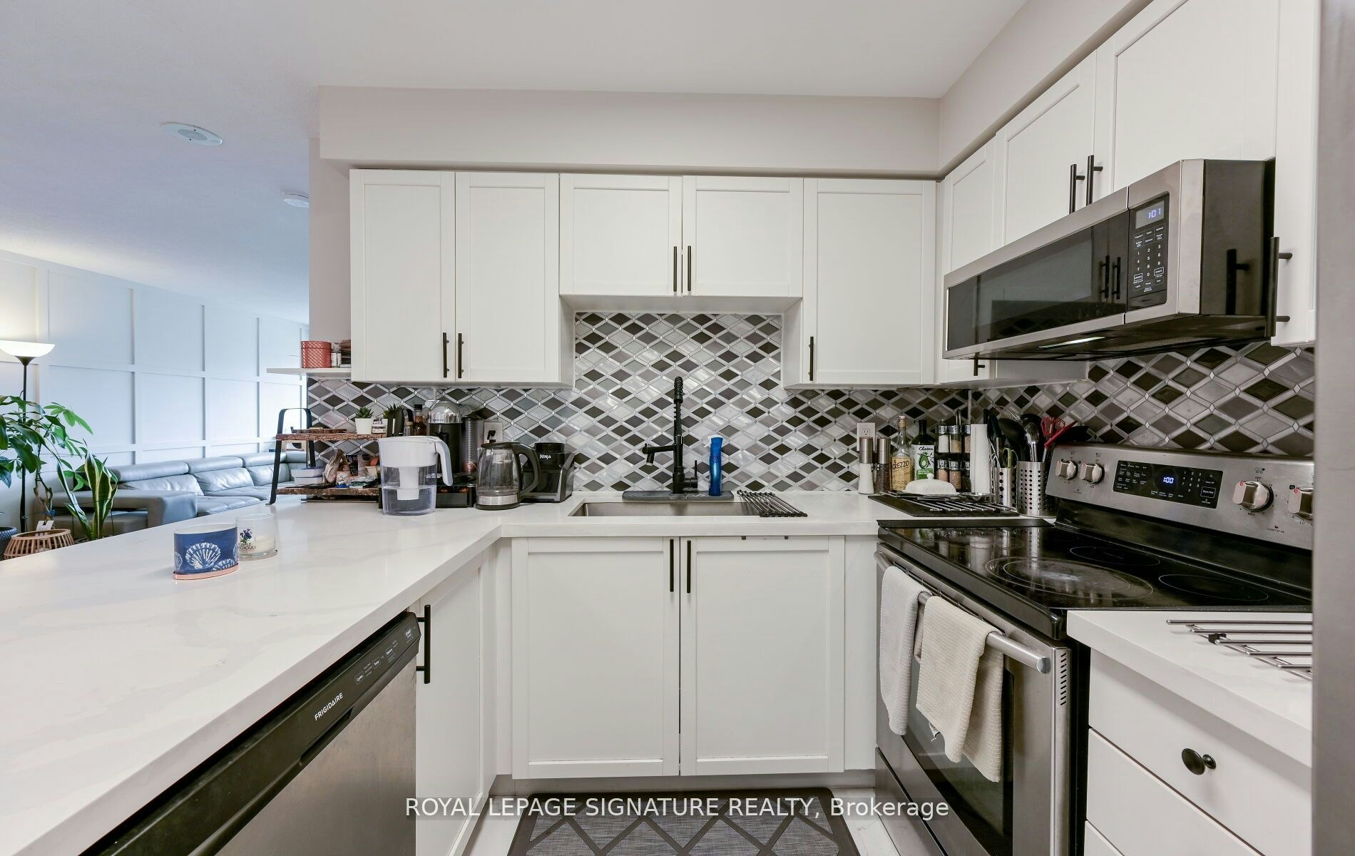 1126-25 Kingsbridge Garden Circle, Mississauga, ON, L5R 4B1 - 22