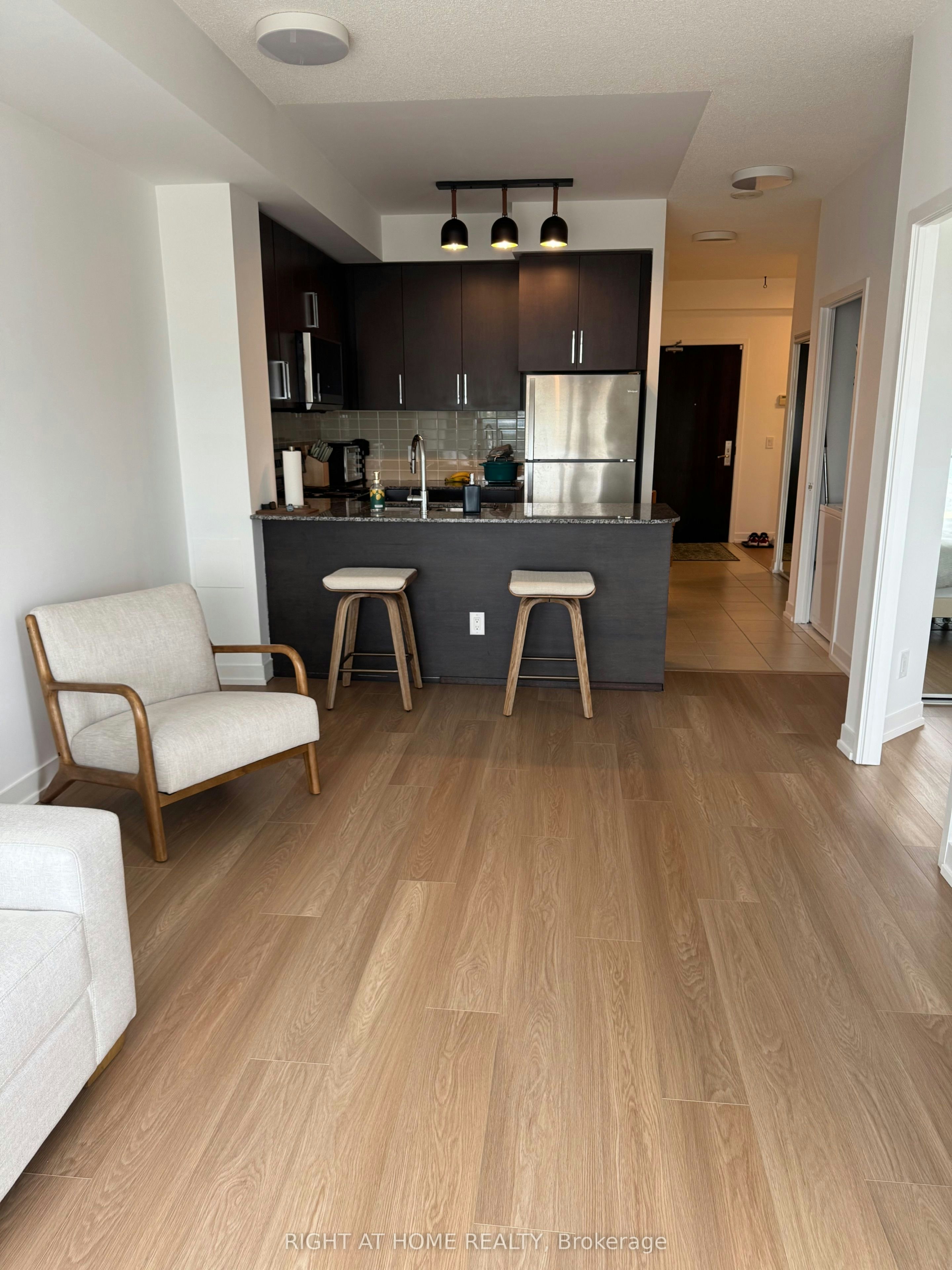 1110-840 Queens Plate Drive, Toronto, ON, M9W 0E7 - 10