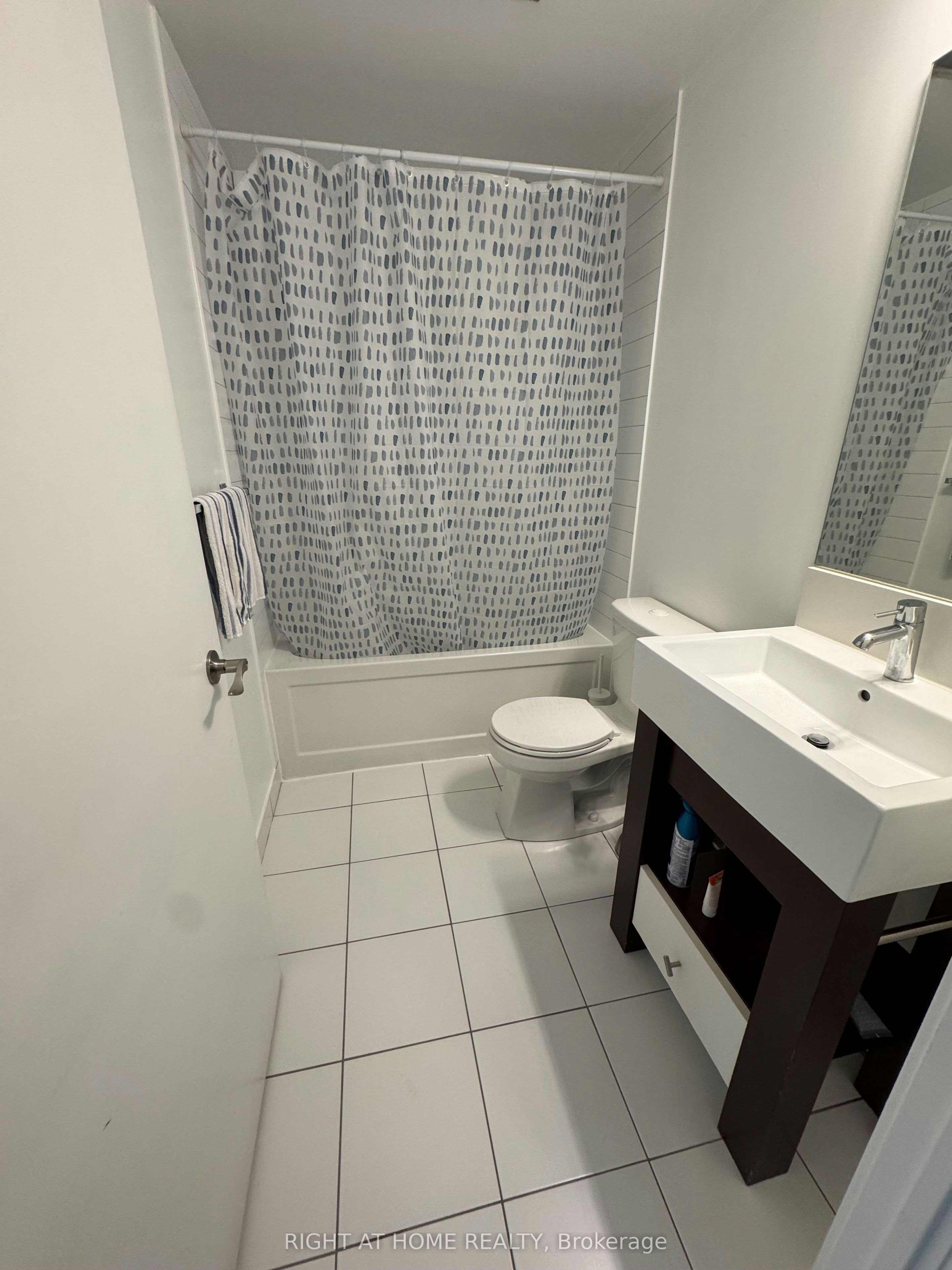 1110-840 Queens Plate Drive, Toronto, ON, M9W 0E7 - 6