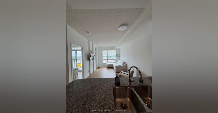 1110-840 Queens Plate Drive, Toronto, ON, M9W 0E7 - 4