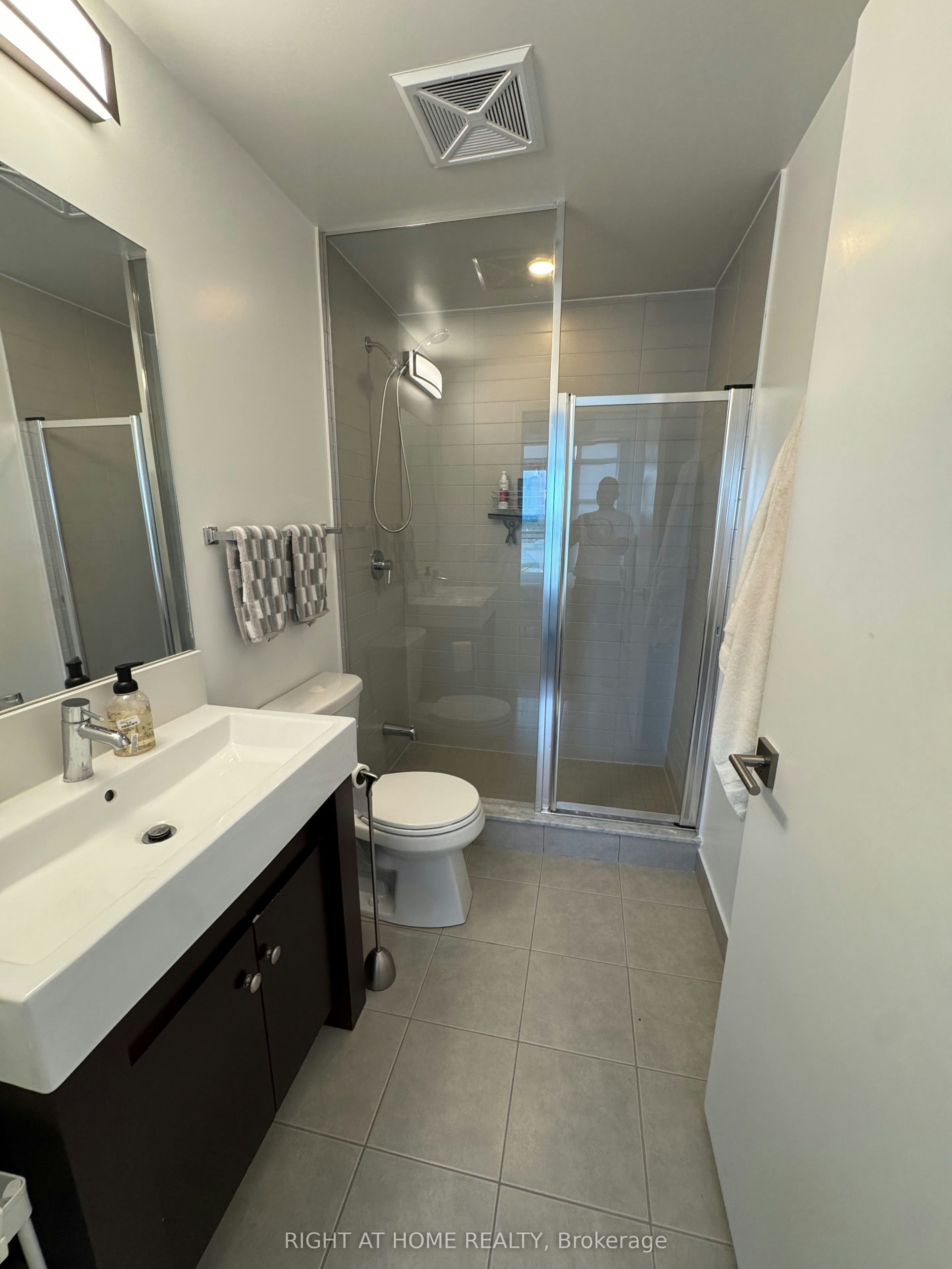1110-840 Queens Plate Drive, Toronto, ON, M9W 0E7 - 8