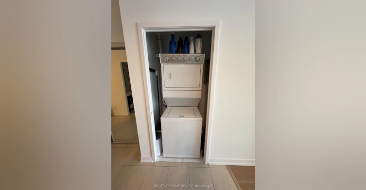 1110-840 Queens Plate Drive, Toronto, ON, M9W 0E7 - 5